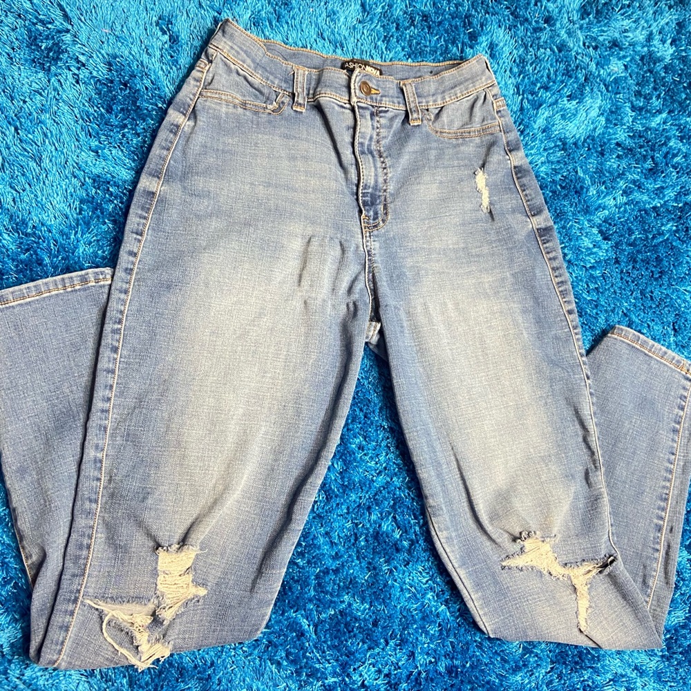 Light blue jean pants